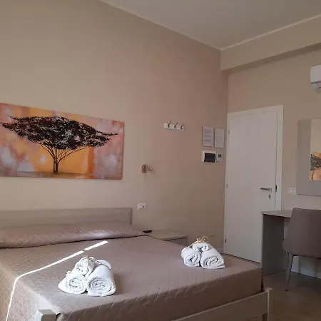 Stazione - 20 Minuti Da Firenze -40 Da Pisa 3* Έμπολι